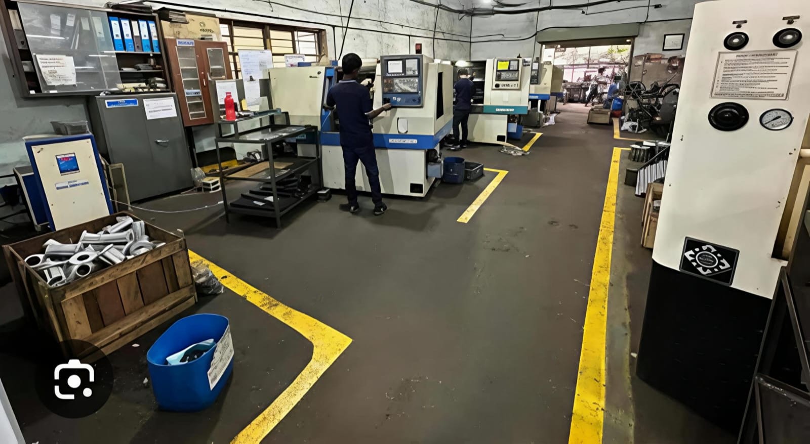 High-velocity milling toolhead engaged in high-pressure liquid cooling operations